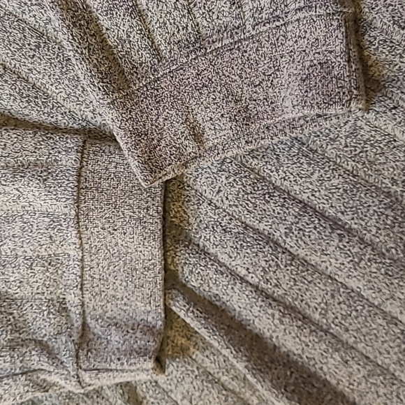 WAS $39 OUTDOOR OUTFITTERS Sweater - Picture 3 of 10